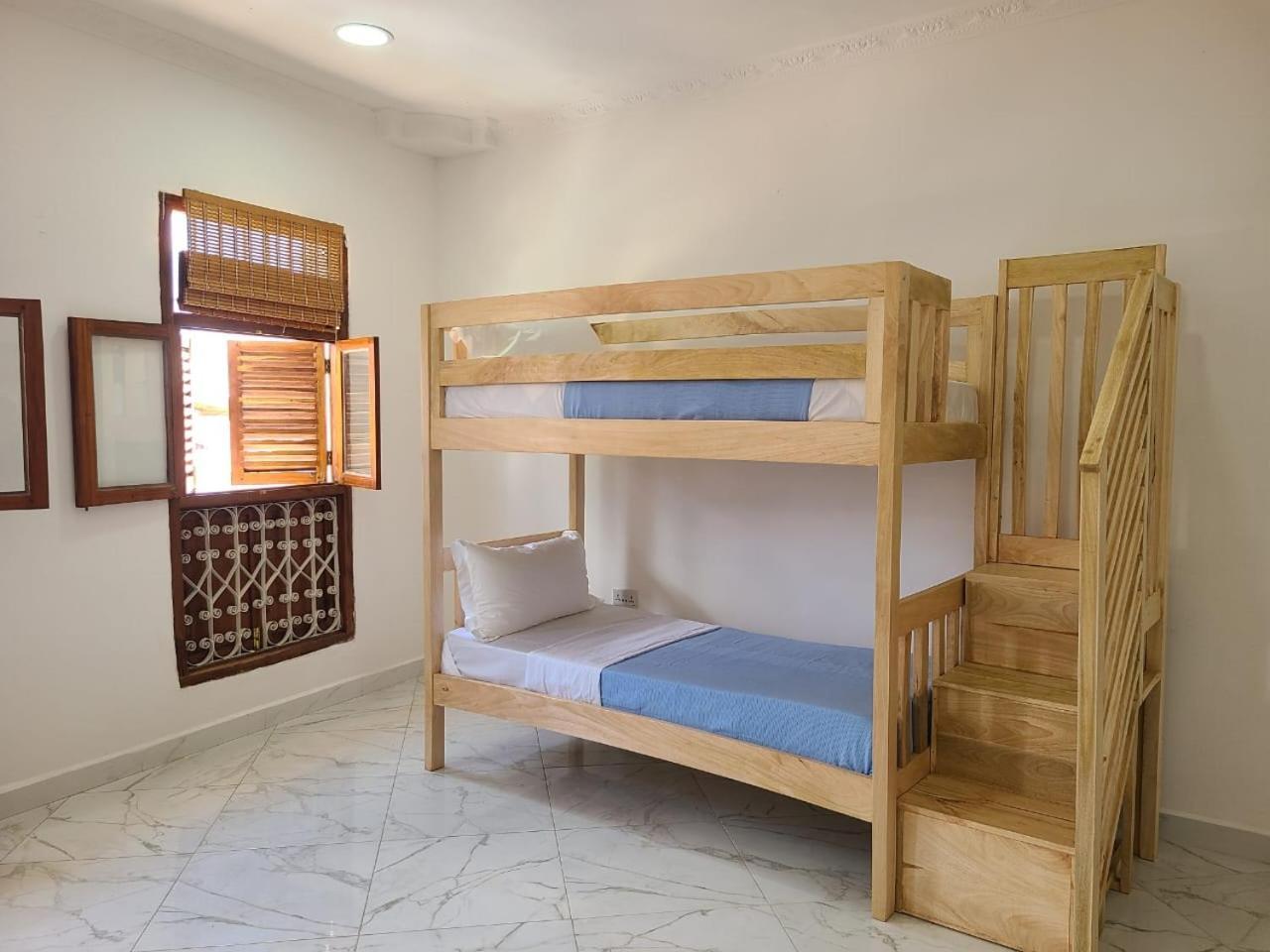 Cube Place Aparthotel Zanzibar Esterno foto